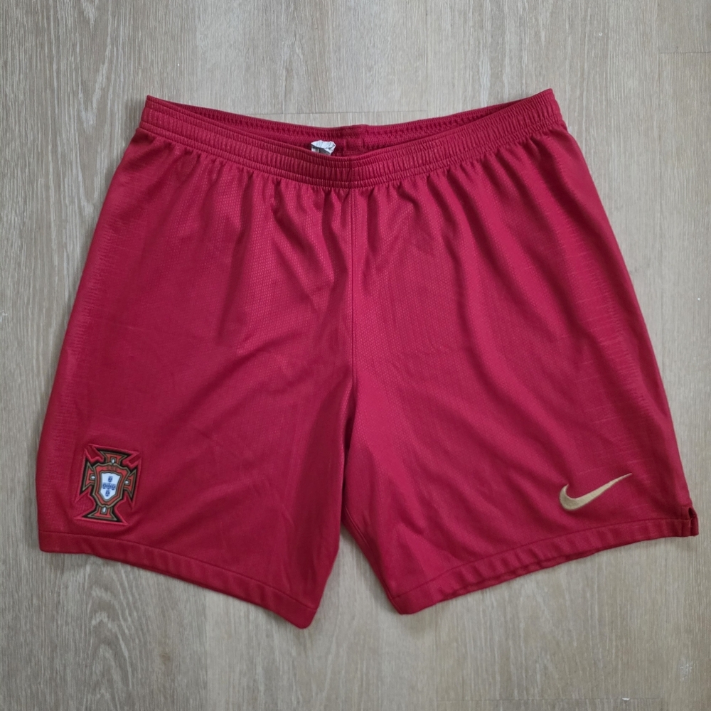 Nike Portugal Soccer Short "Large"